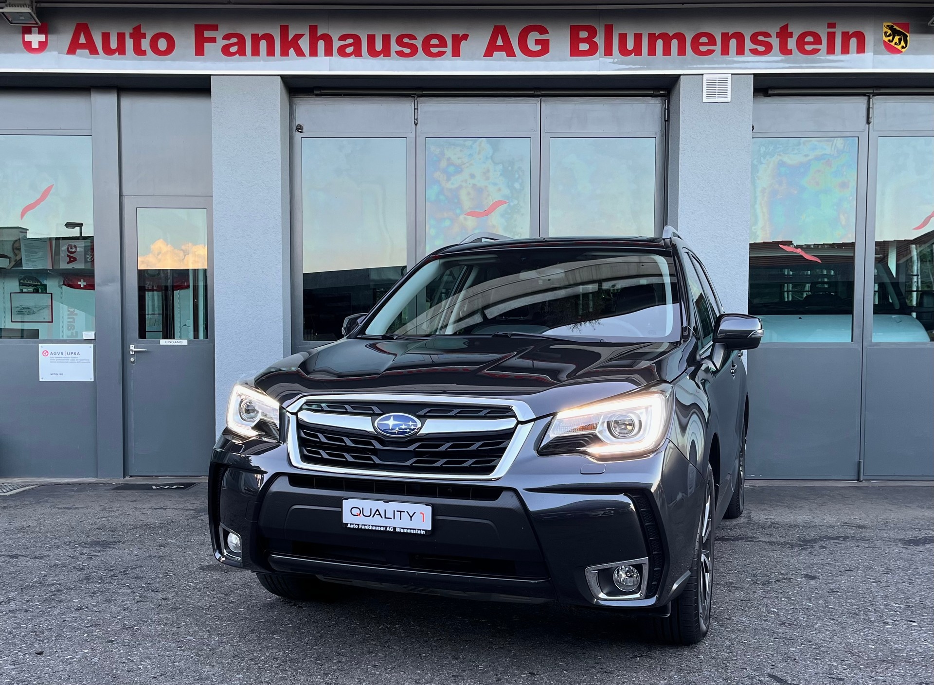 SUBARU Forester 2.0XT Luxury Lineartronic-image-1