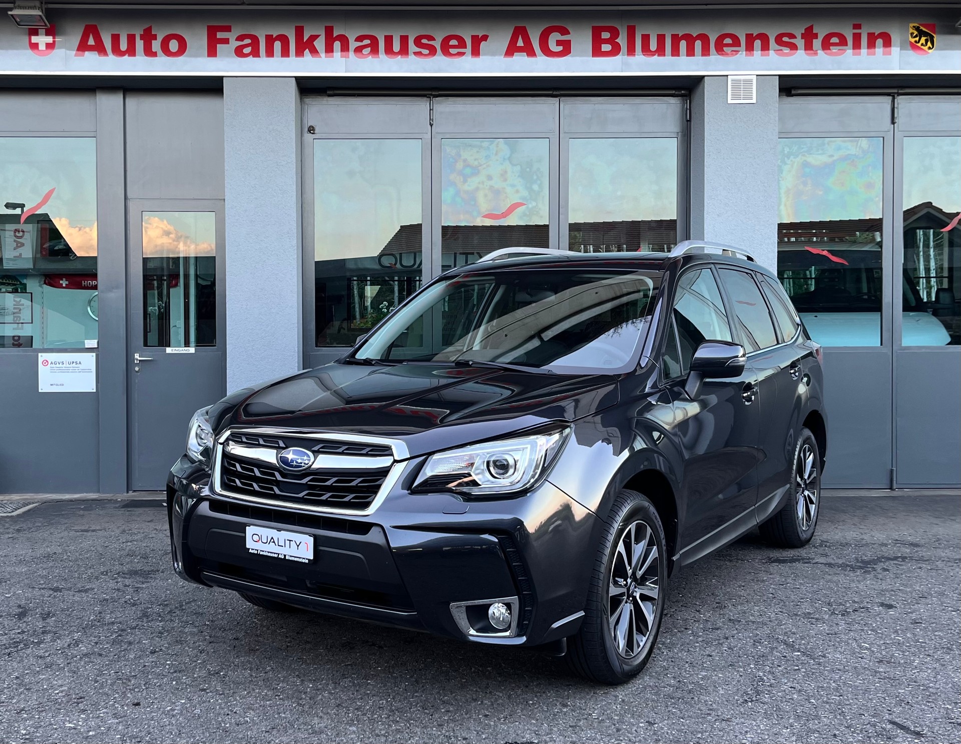 SUBARU Forester 2.0XT Luxury Lineartronic-image-0