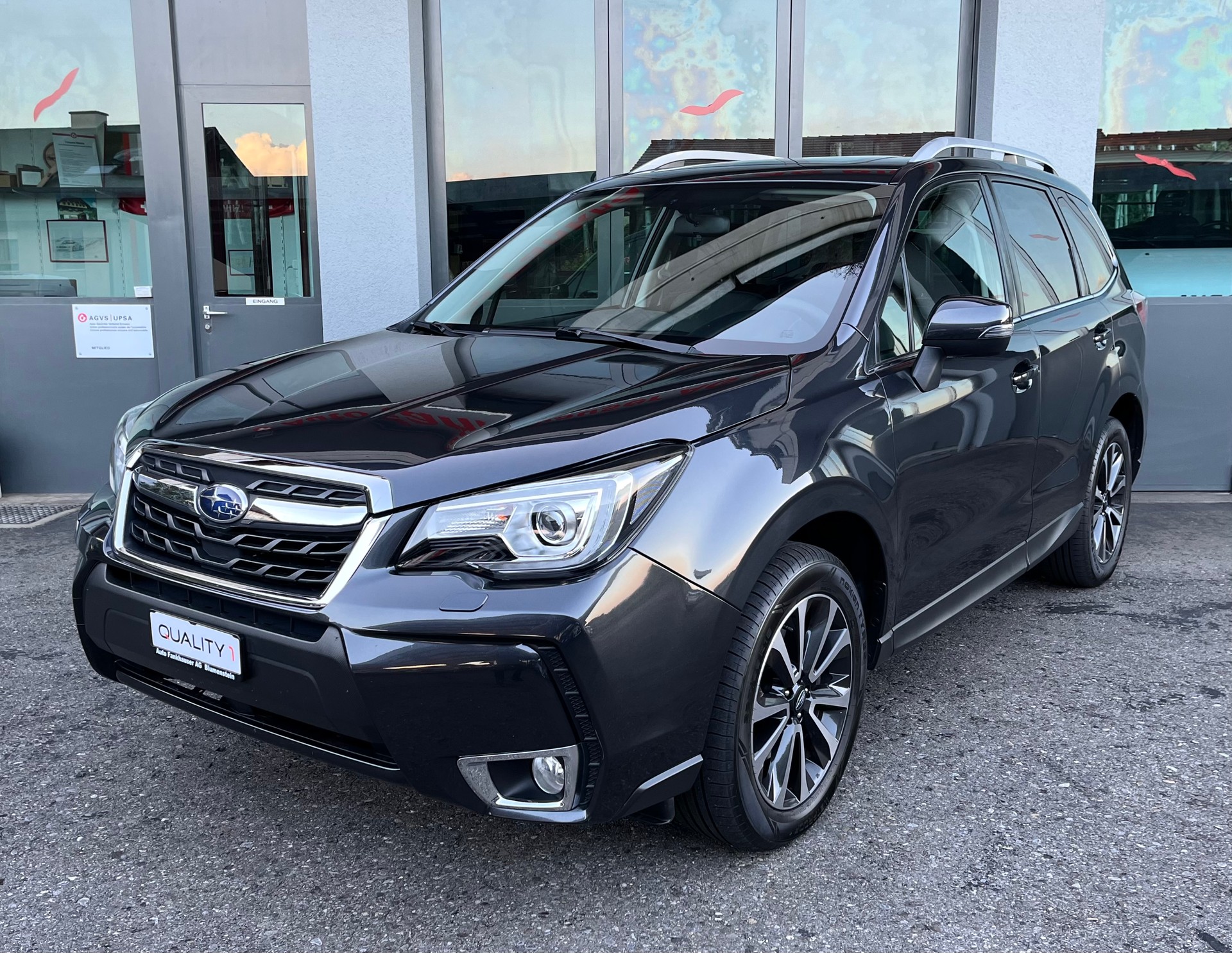 SUBARU Forester 2.0XT Luxury Lineartronic-image-2