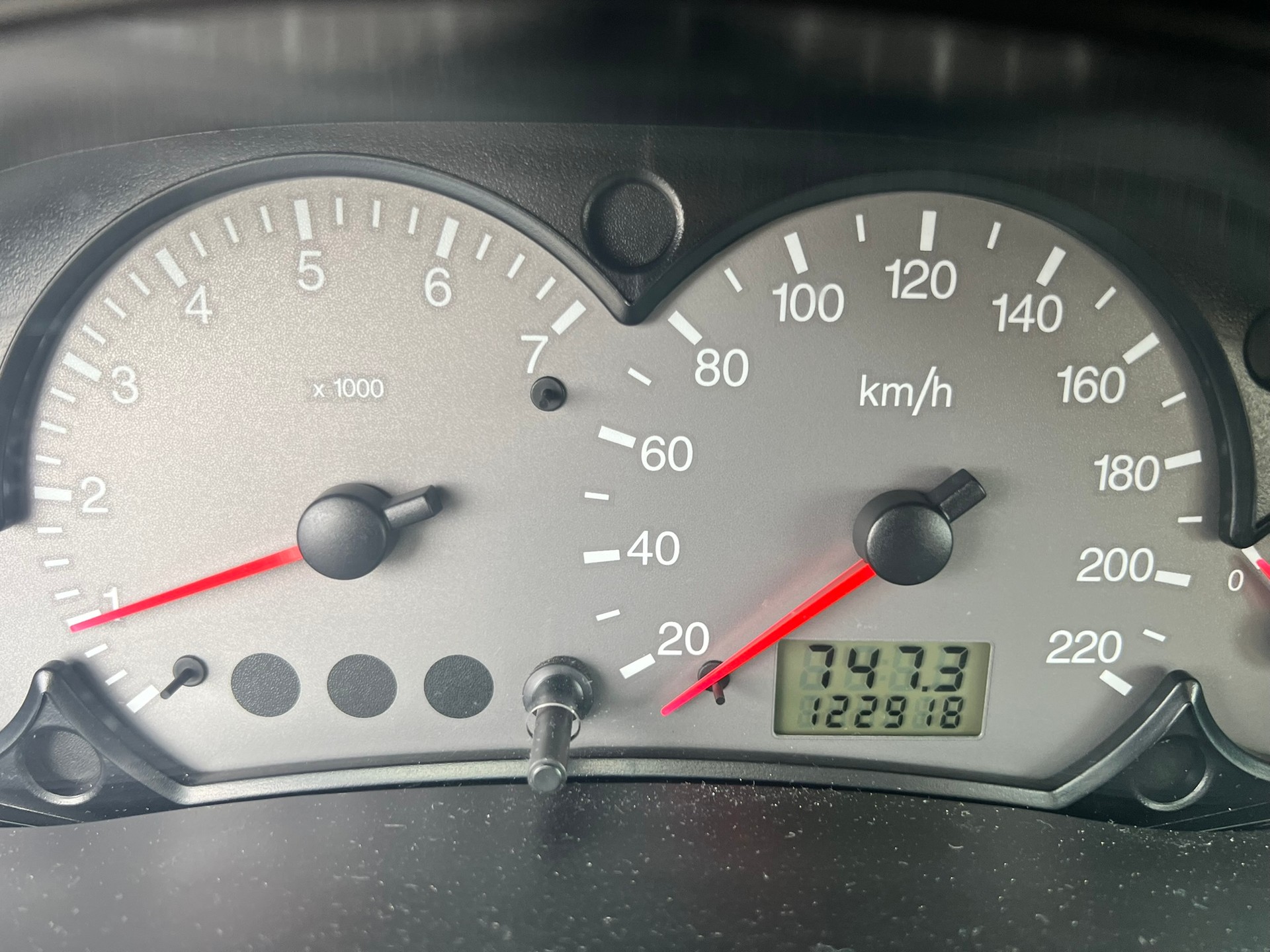 FORD Focus 1.8i 16V Carving-image-12