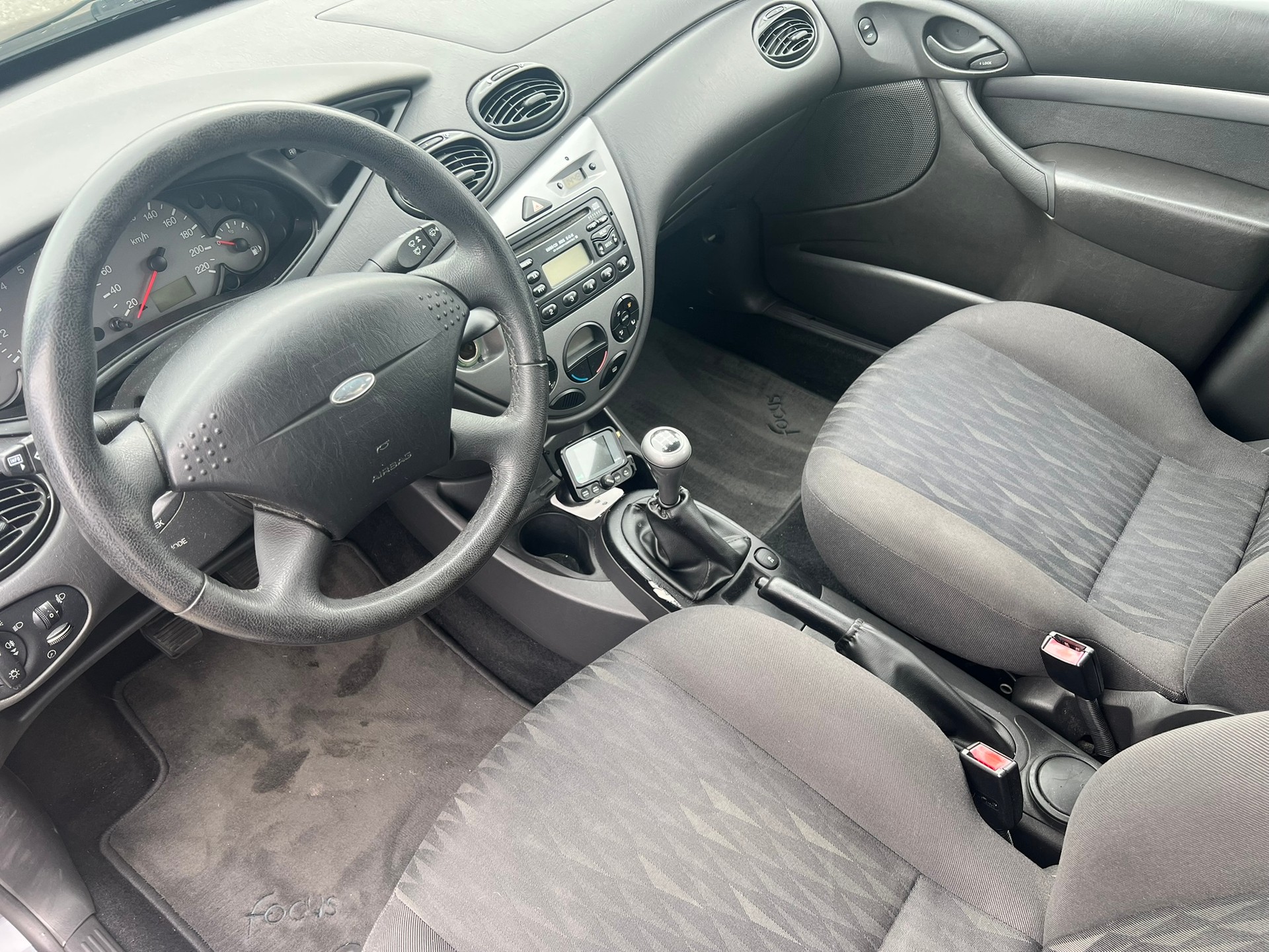FORD Focus 1.8i 16V Carving-image-10