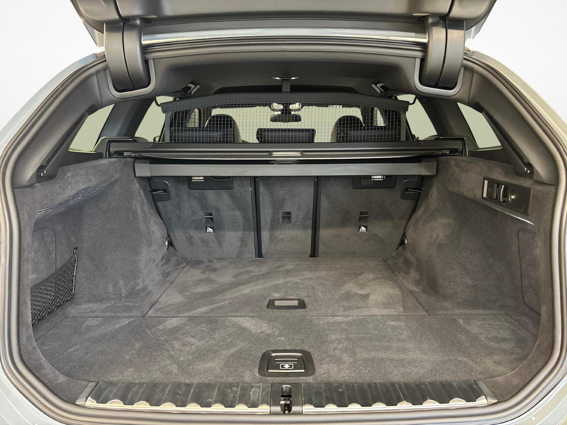 BMW 3er Reihe G21 Touring 320d xDrive 48V M-Sport-image-17