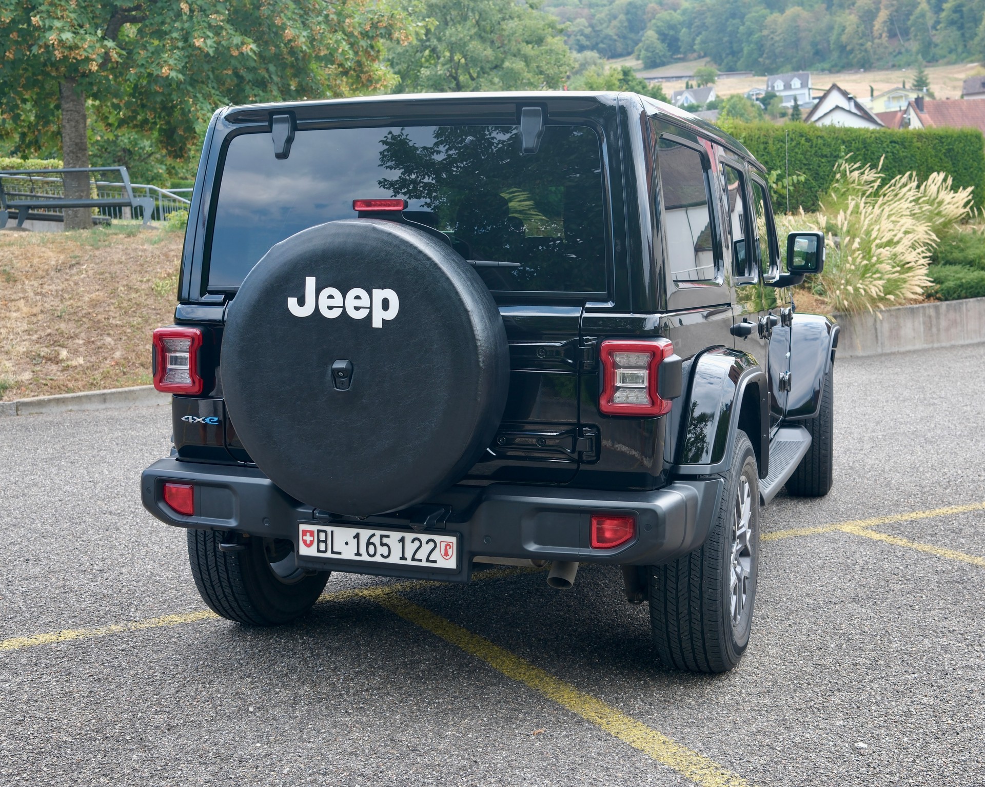 JEEP 2.0 Turbo First Edition Unlimited 4xe-image-3