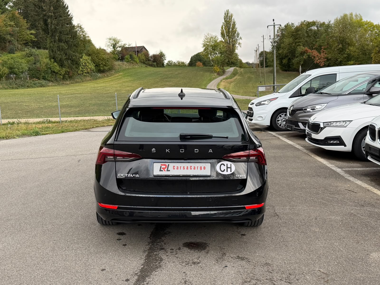 SKODA Octavia Combi 2.0 TDI DSG Style 4x4-image-5