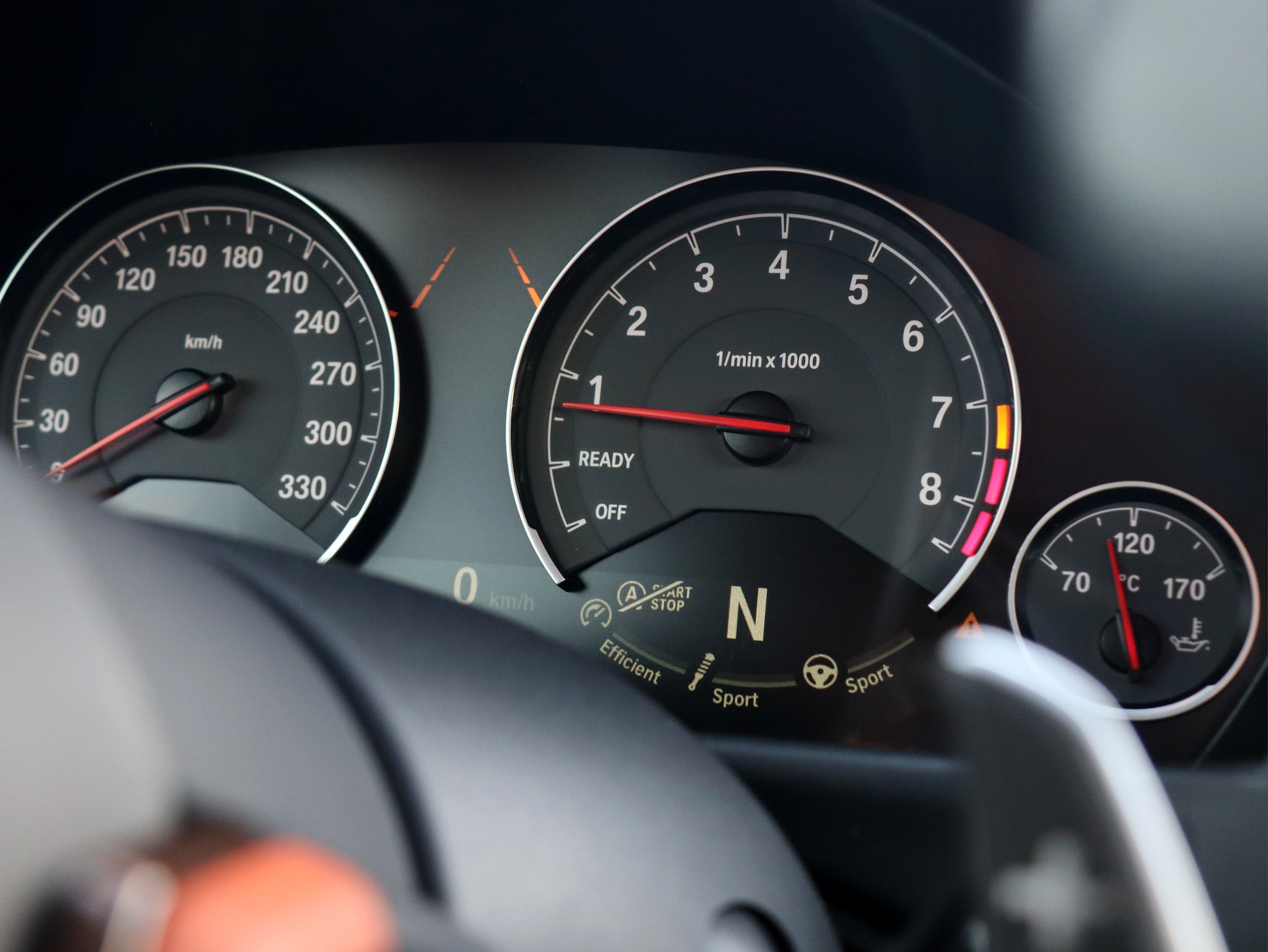 BMW M4 Coupé Competition DKG-image-19