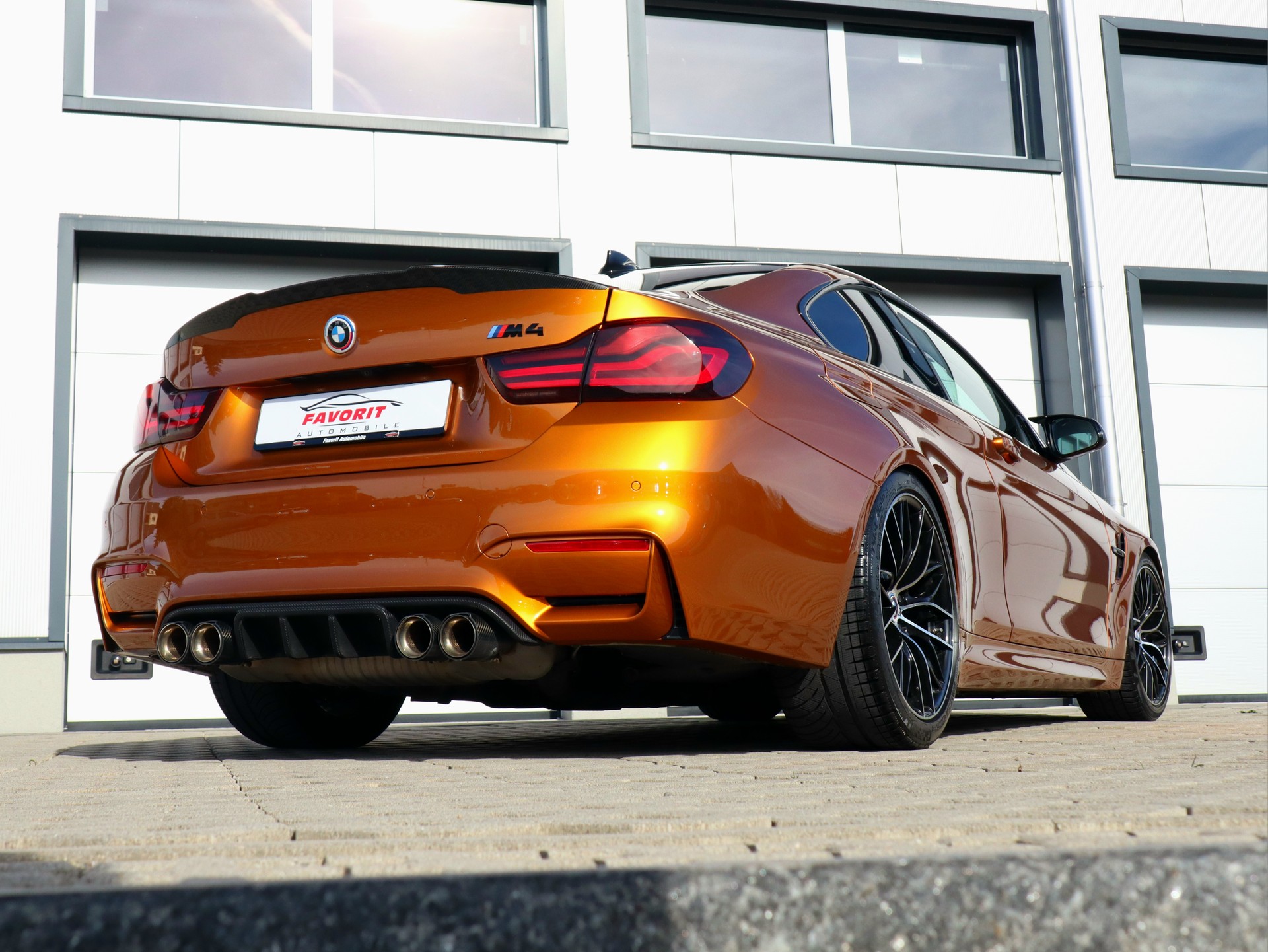BMW M4 Coupé Competition DKG-image-28