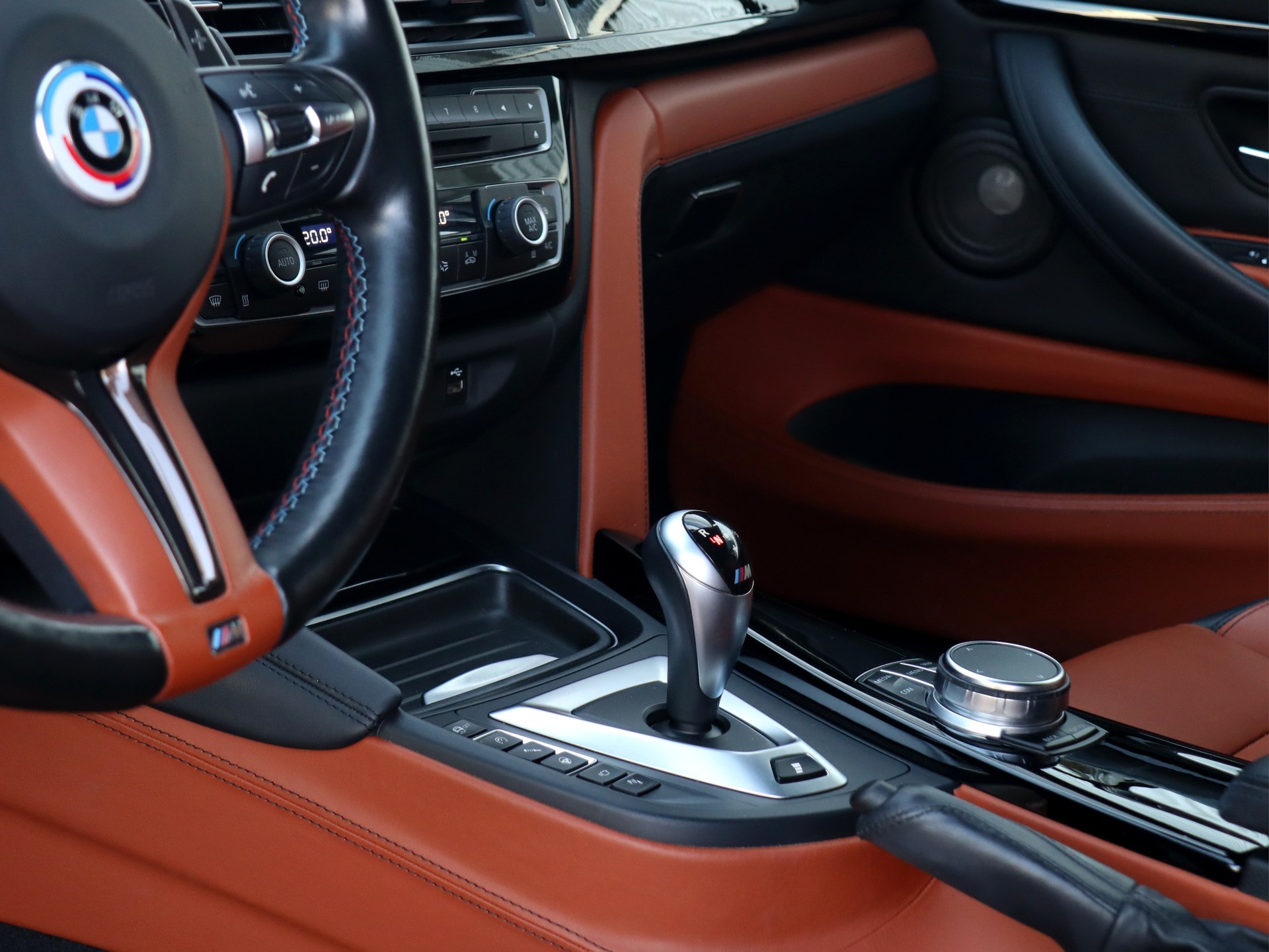 BMW M4 Coupé Competition DKG-image-11