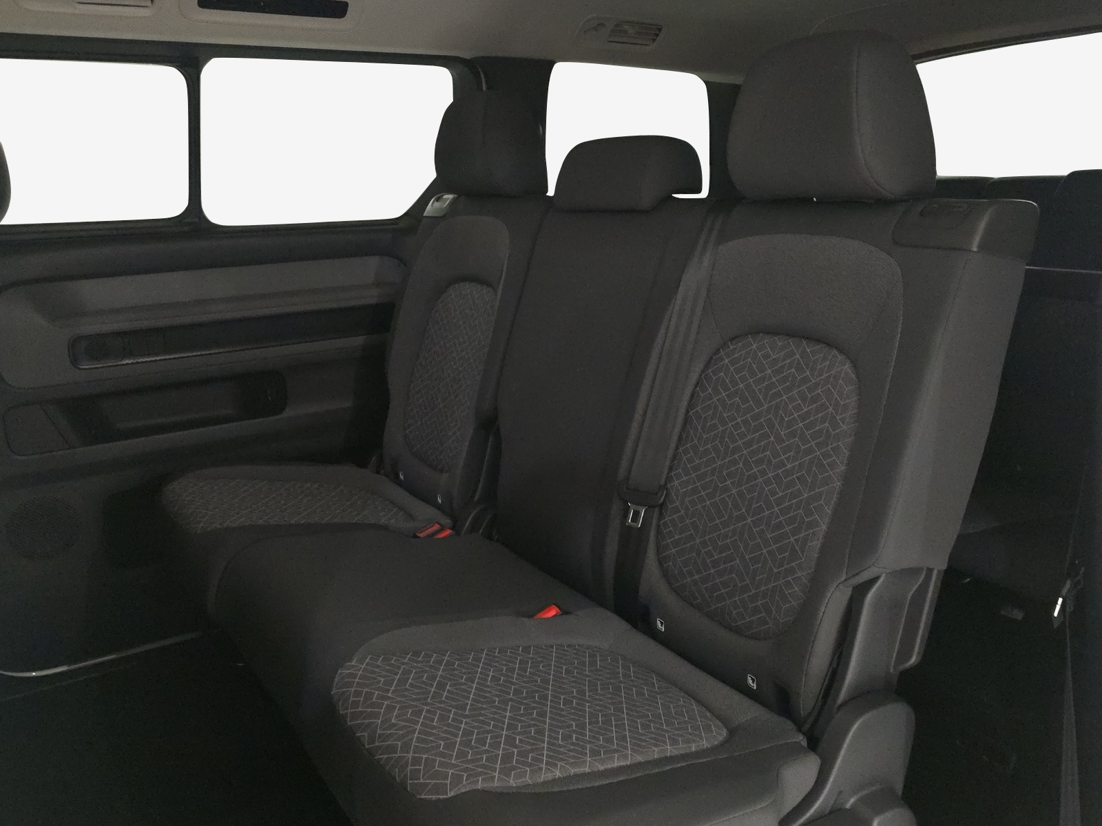 VW ID.Buzz LWB Pro 4 Motion-image-11