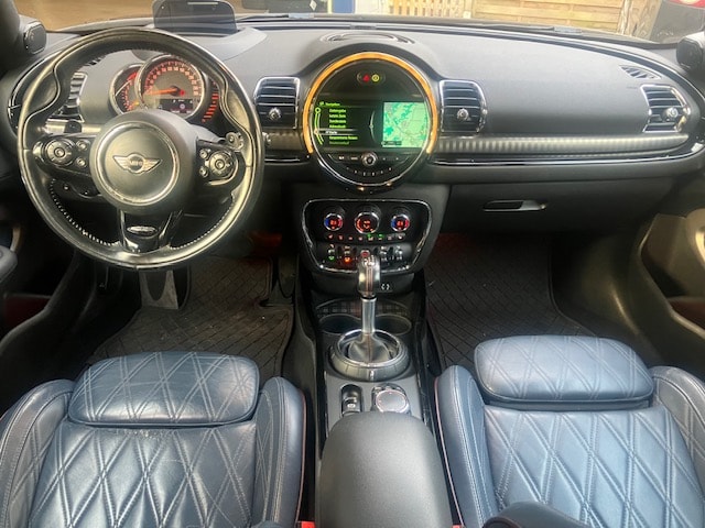 MINI Clubman Cooper S Steptronic-image-9