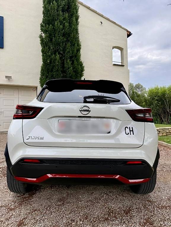 NISSAN JUKE-image-2
