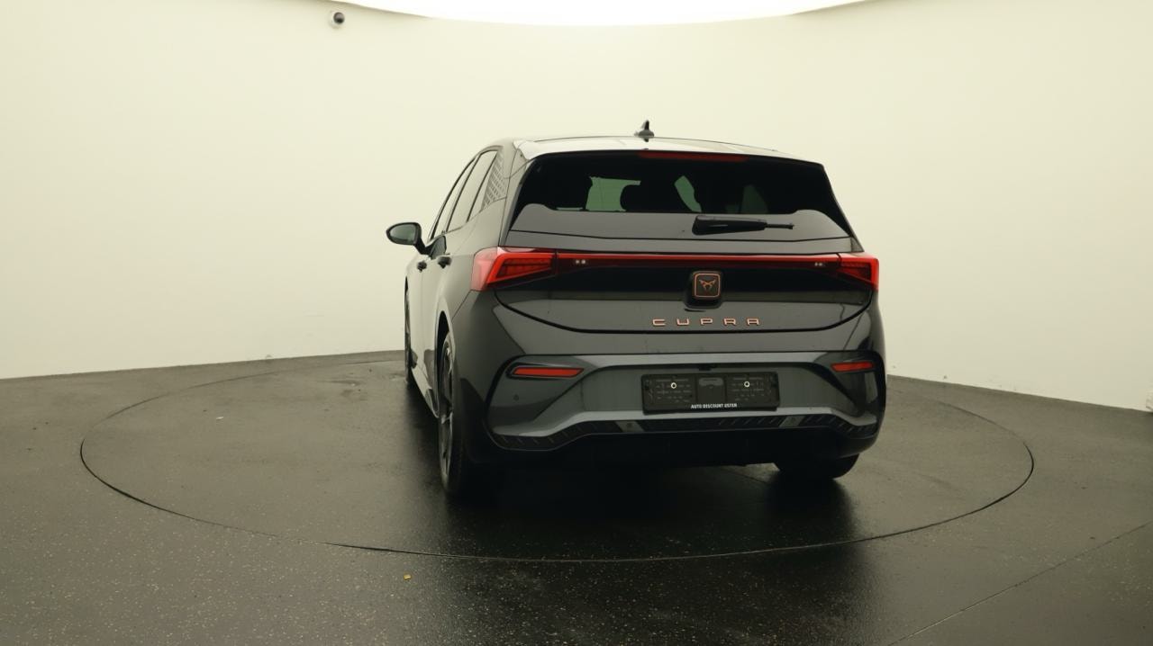 CUPRA Born 59 kWh e-Boost-showroom-element-3