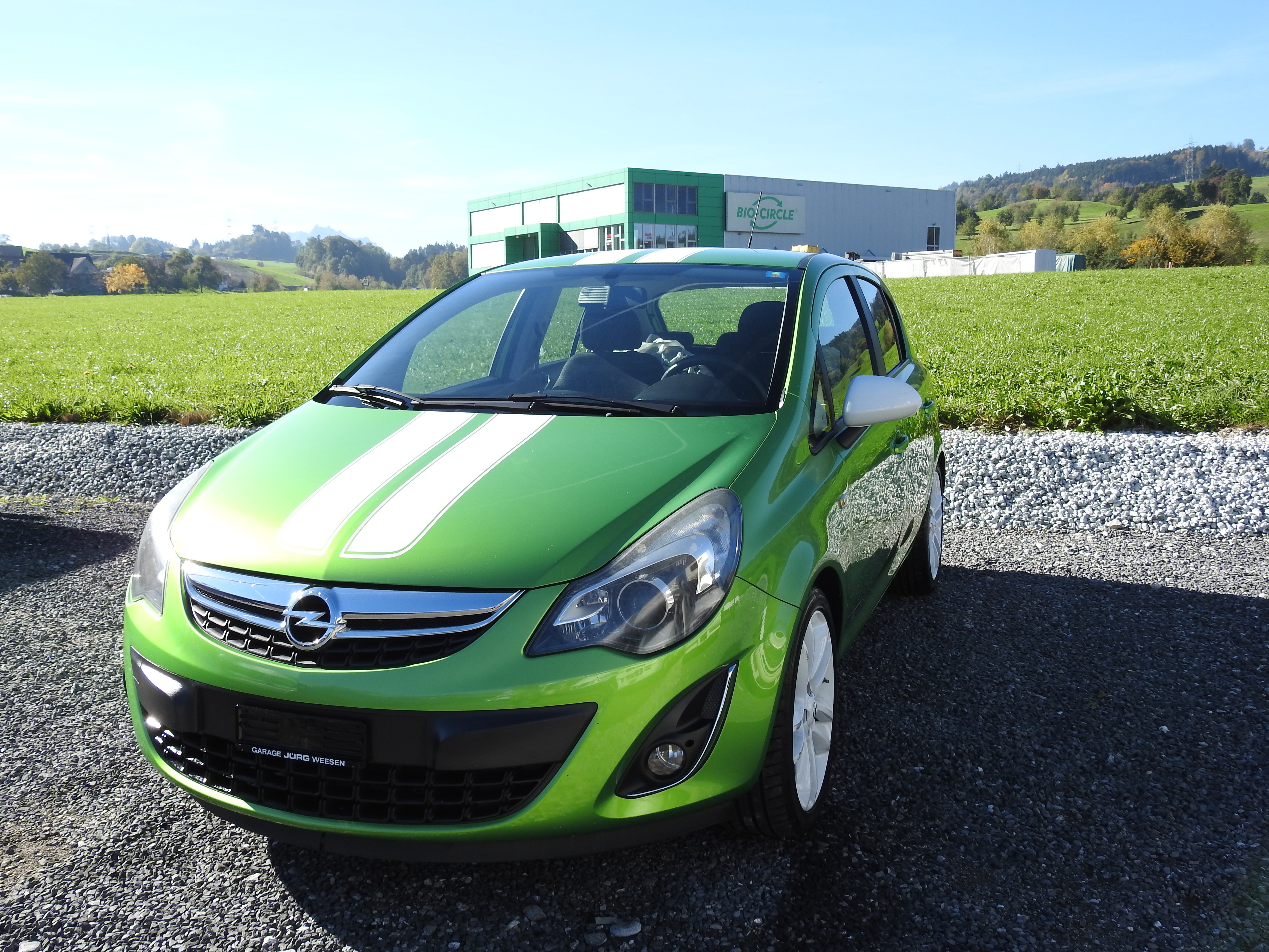 Car photo