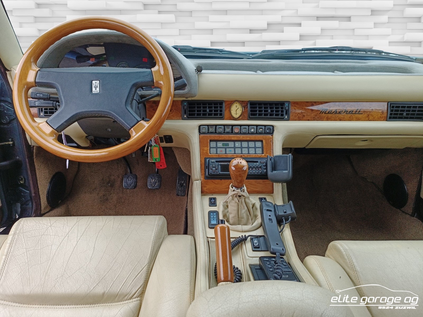 MASERATI Biturbo 222 4V-image-9