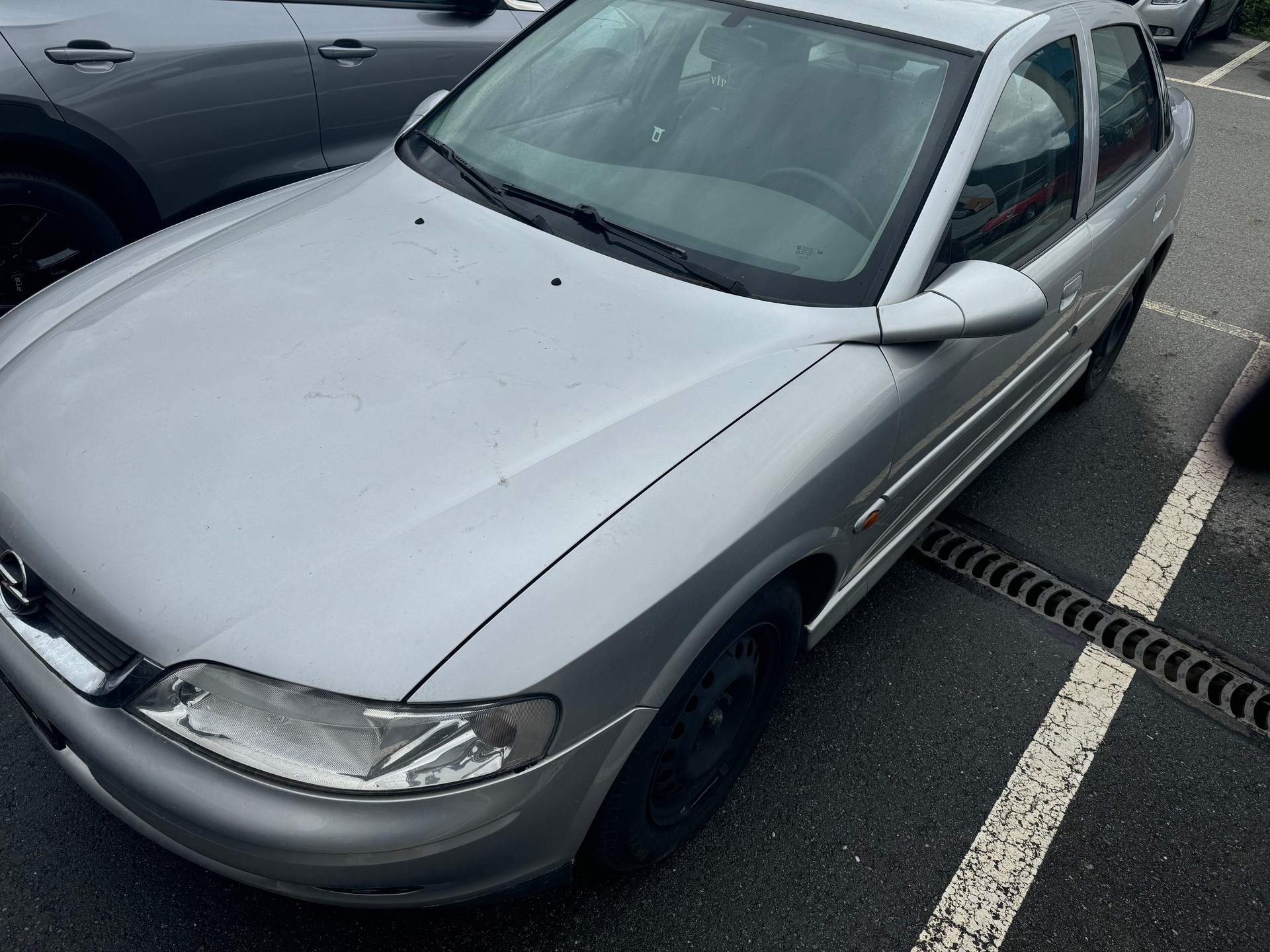 OPEL Vectra 2.0i 16V Sport-image-8