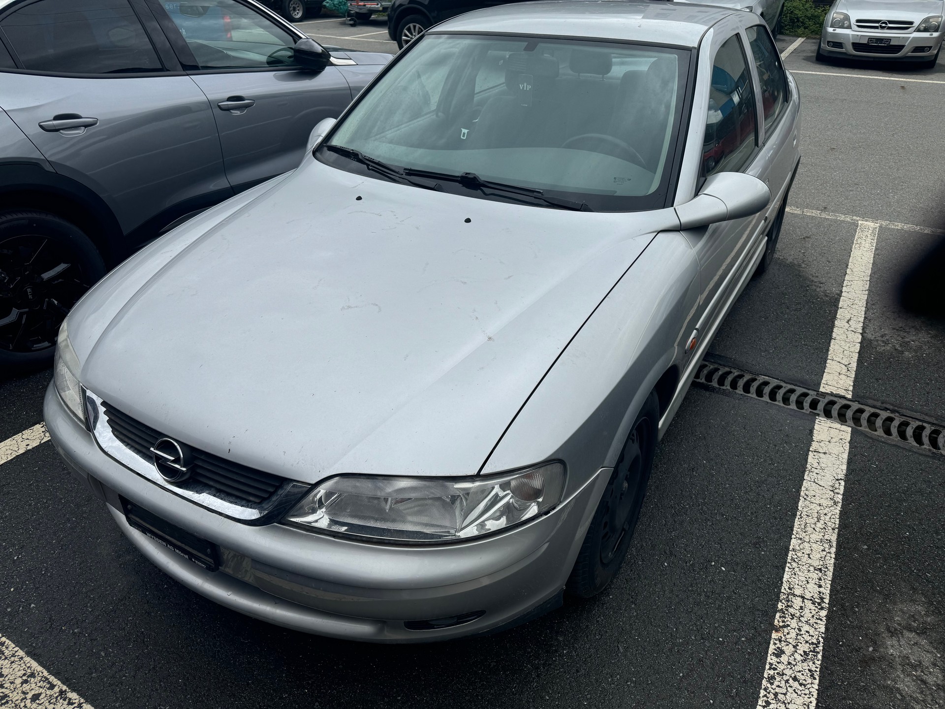 OPEL Vectra 2.0i 16V Sport-image-11