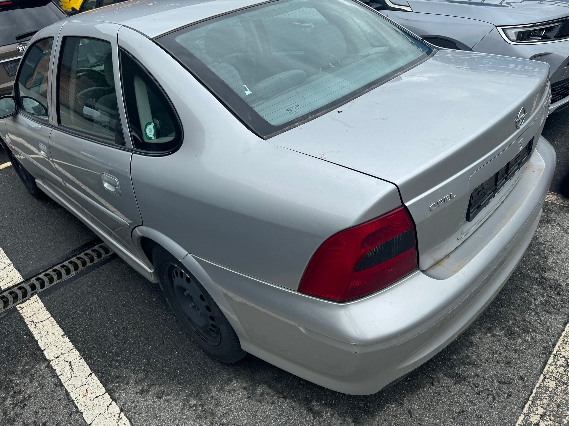 OPEL Vectra 2.0i 16V Sport-image-7