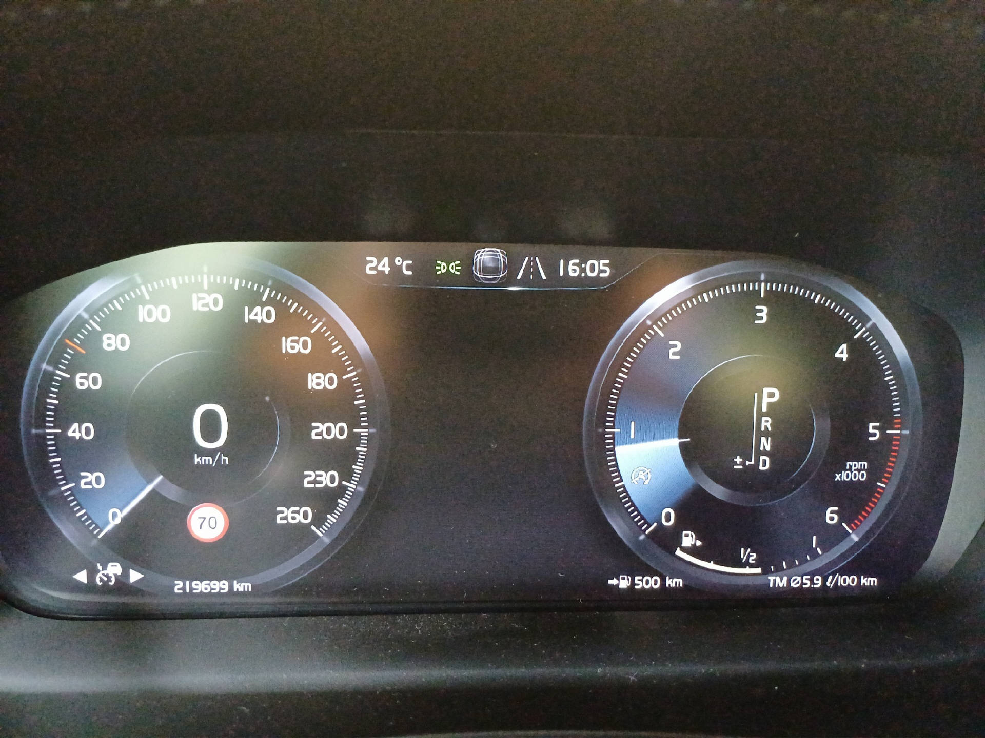 VOLVO V60 2.0 D4 Inscription-image-9