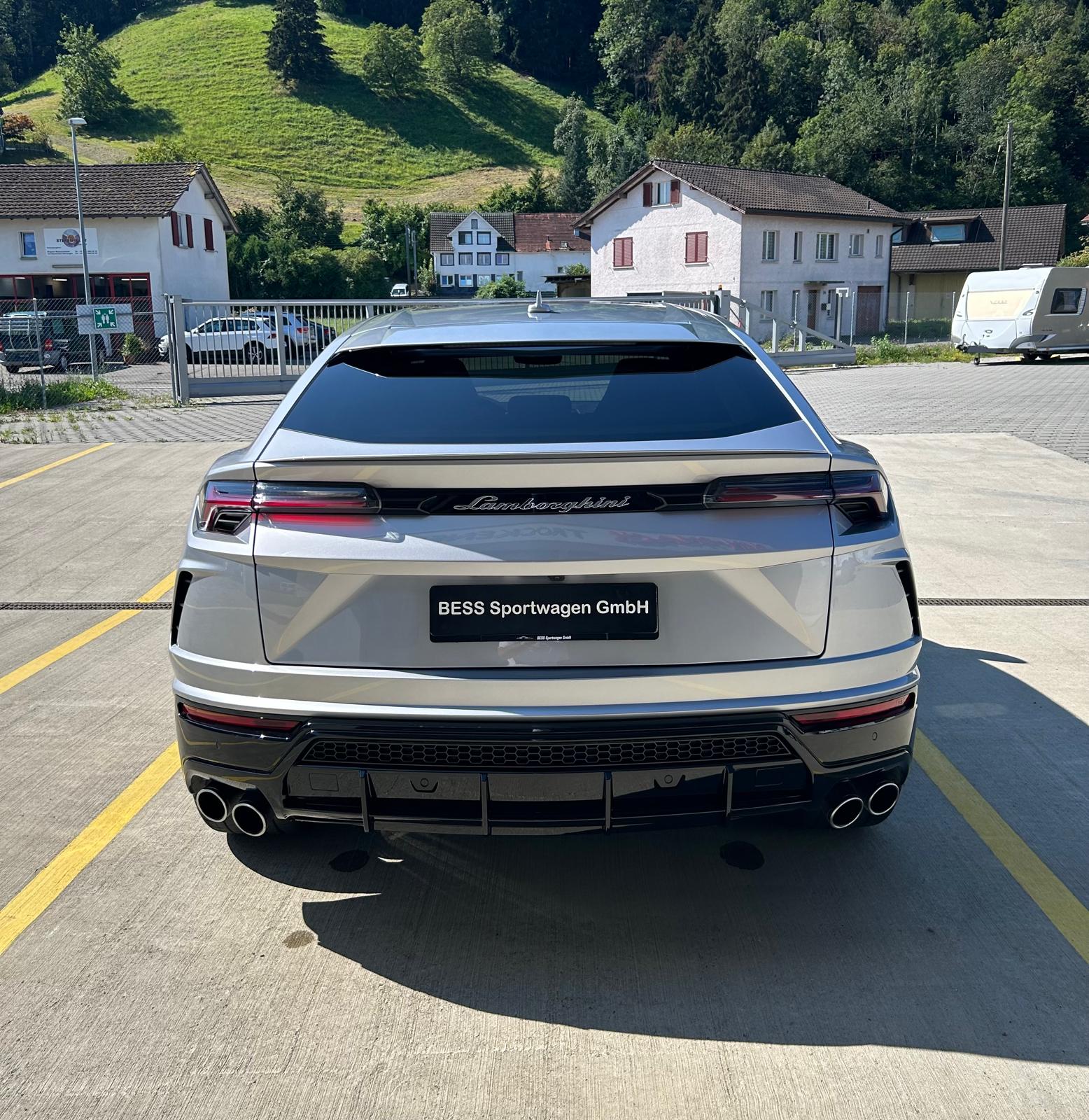 LAMBORGHINI Urus E-Gear-image-3