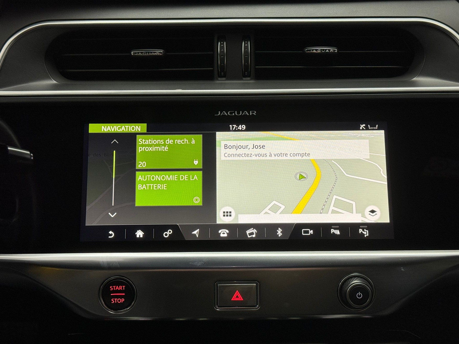 JAGUAR I-Pace EV400 HSE AWD-image-8