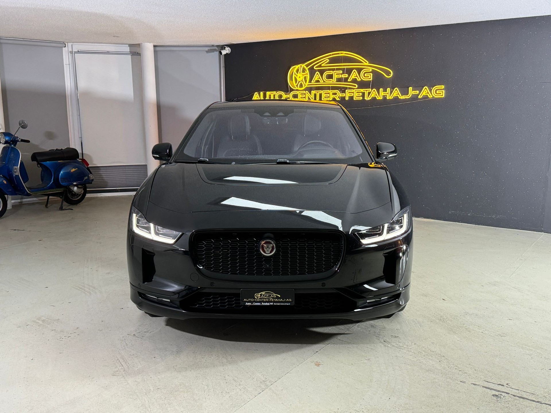 JAGUAR I-Pace EV400 HSE AWD-image-1
