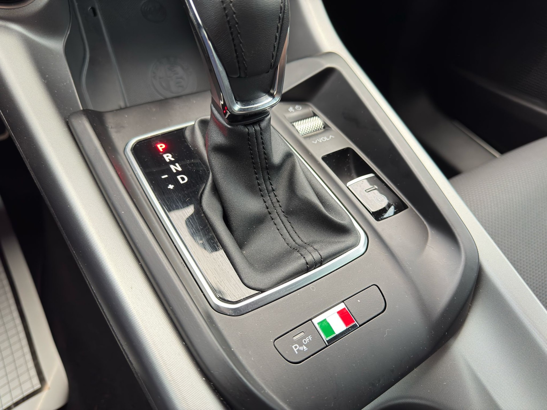 ALFA ROMEO TONALE VELOCE Q4 2.0TURBO 272PS-image-6