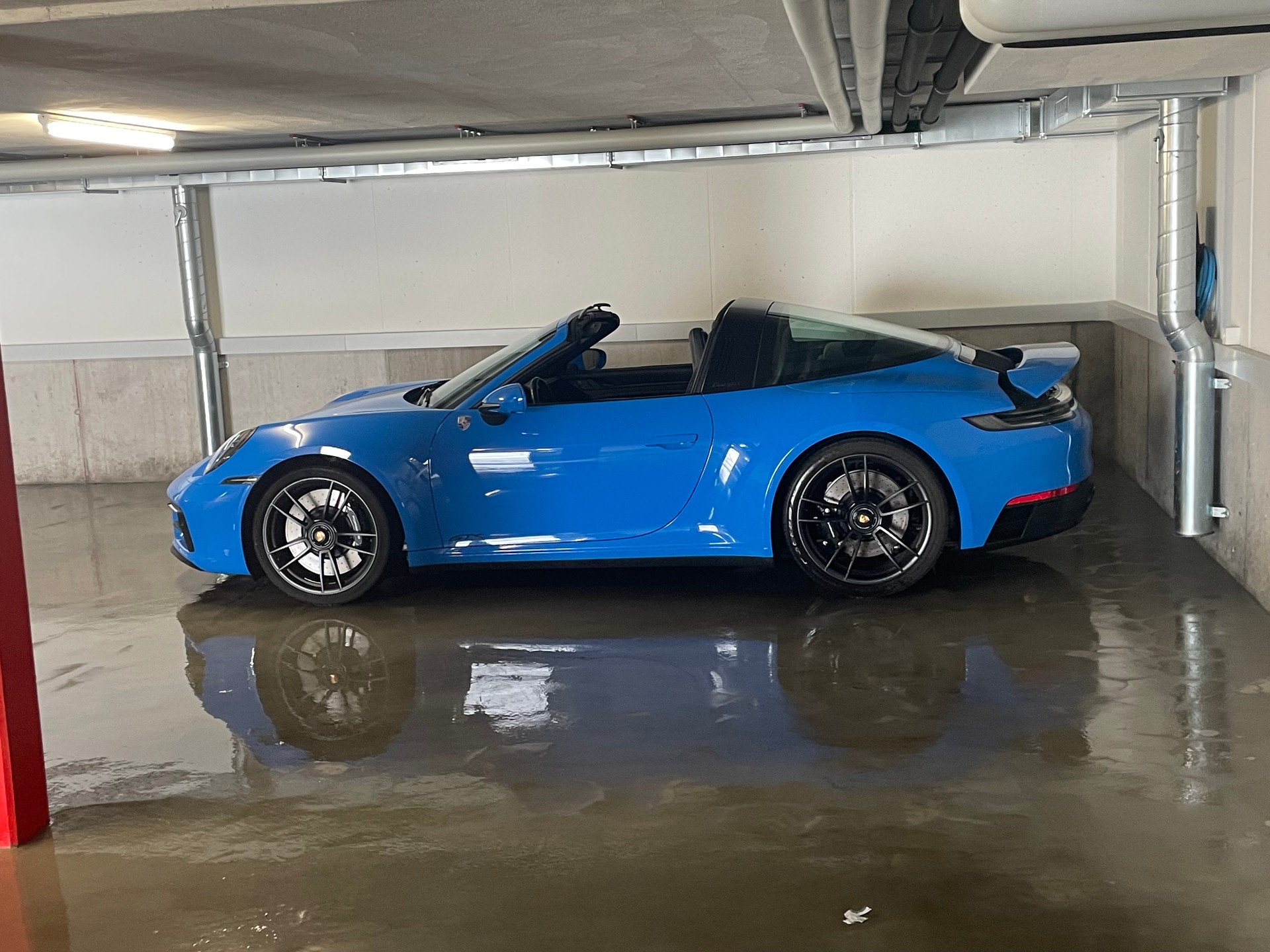 PORSCHE 911 Targa 4 GTS PDK-image-2