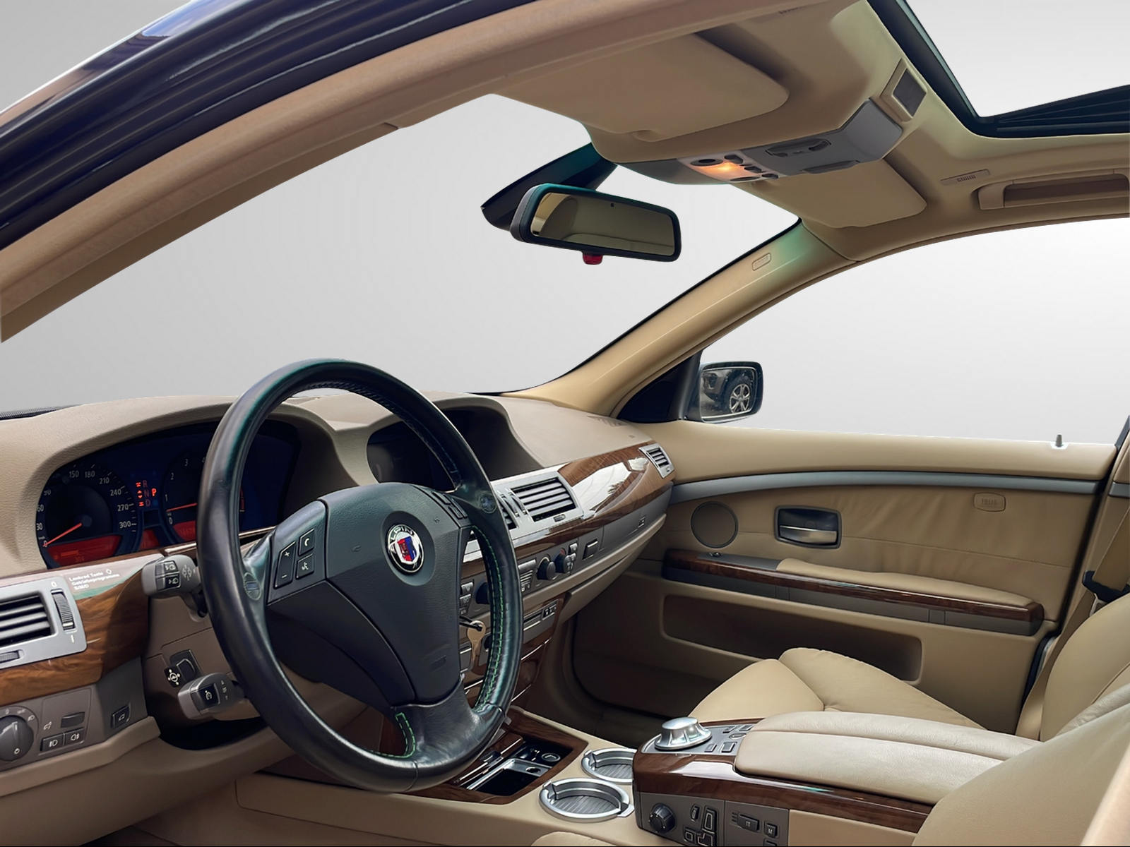 BMW-ALPINA B7 4.4 V8-image-13