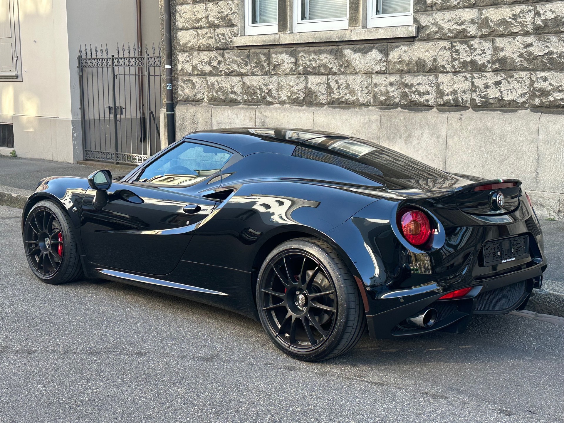 ALFA ROMEO 4C 1750 TBi TCT-image-8