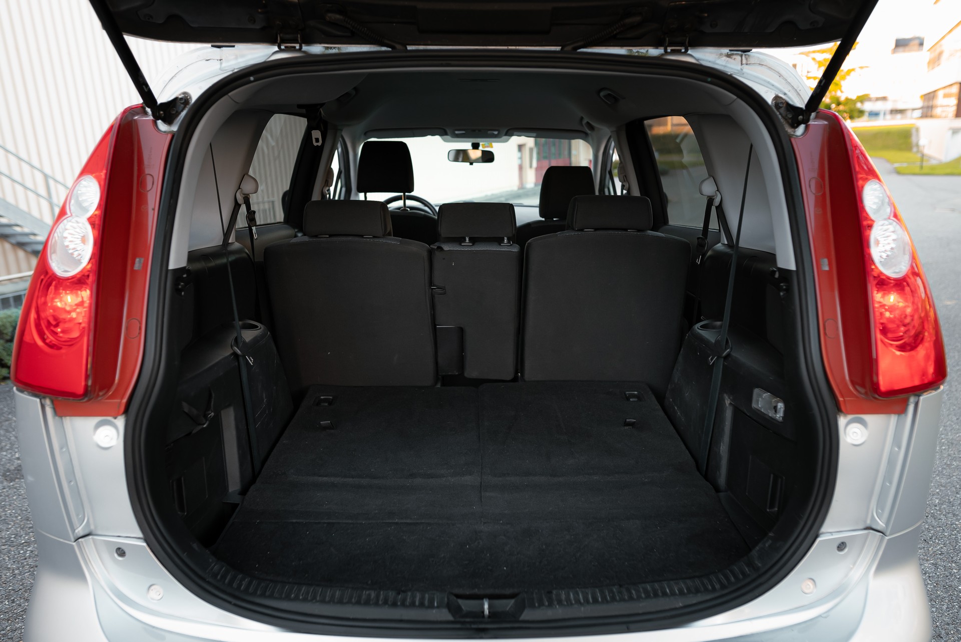 MAZDA 5 2.0d 16V Confort-image-7