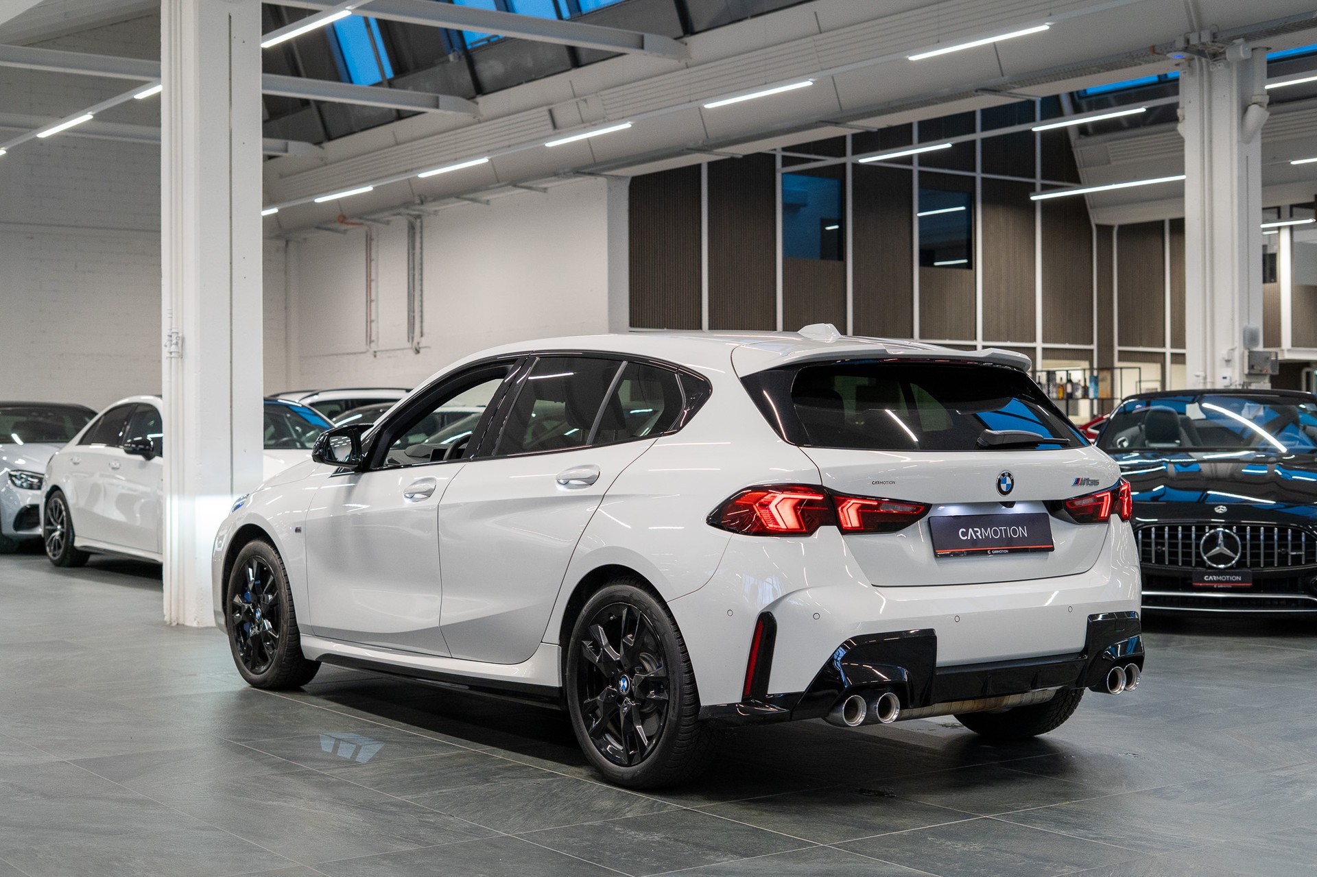 BMW M135i xDrive / Neues Modell / 360°Kamera / HeadUp Display / Harman/Kardon-image-3