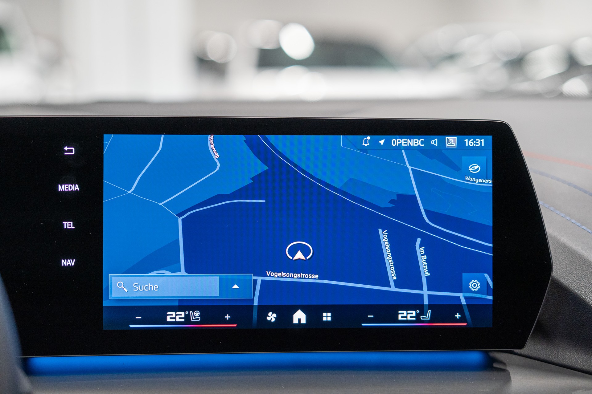 BMW M135i xDrive / Neues Modell / 360°Kamera / HeadUp Display / Harman/Kardon-image-15