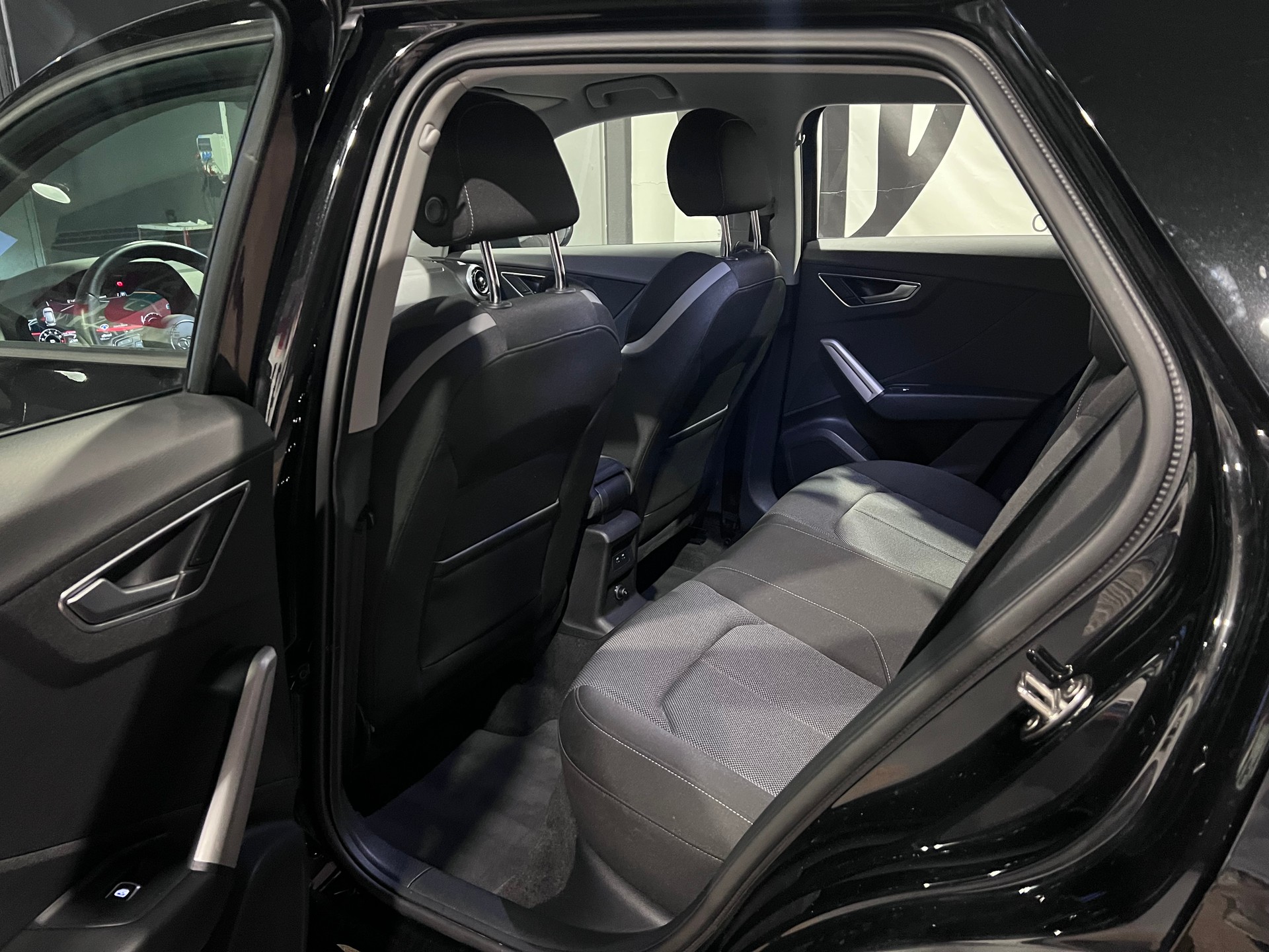 AUDI Q2 35 TFSI advanced S-tronic-image-14