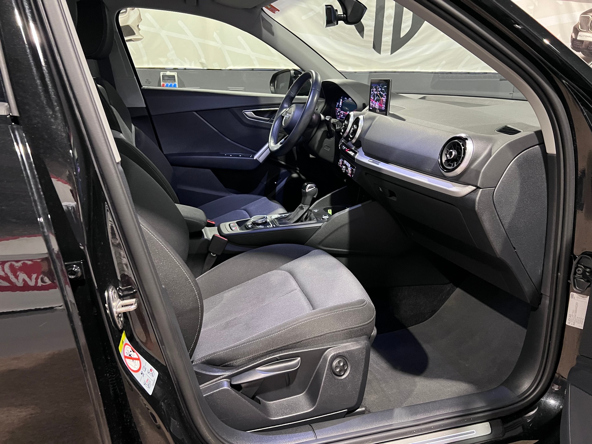 AUDI Q2 35 TFSI advanced S-tronic-image-12
