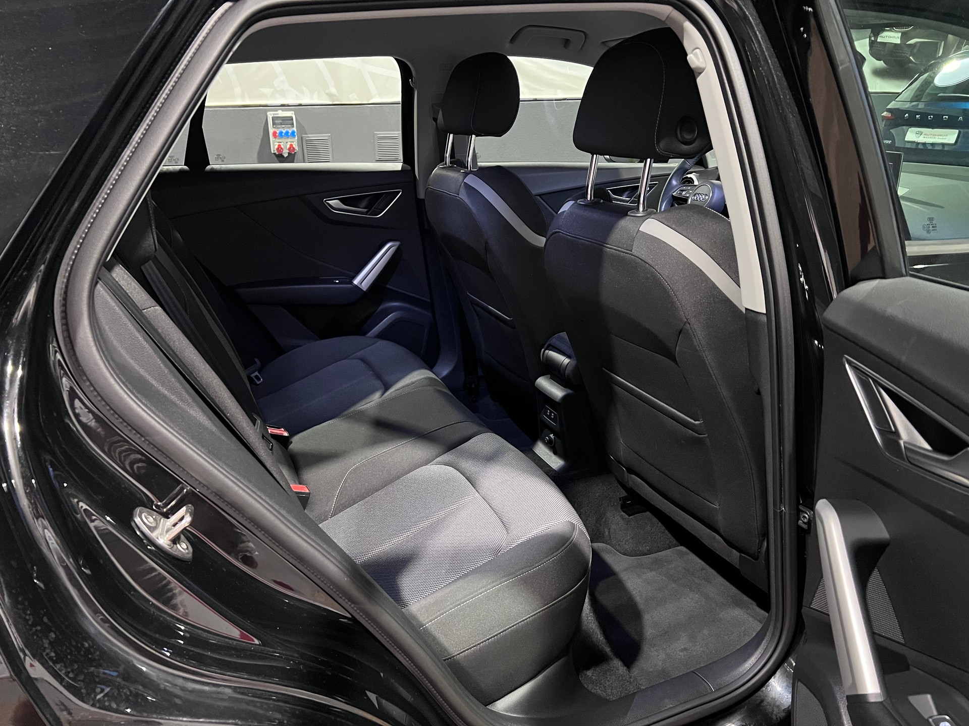 AUDI Q2 35 TFSI advanced S-tronic-image-13