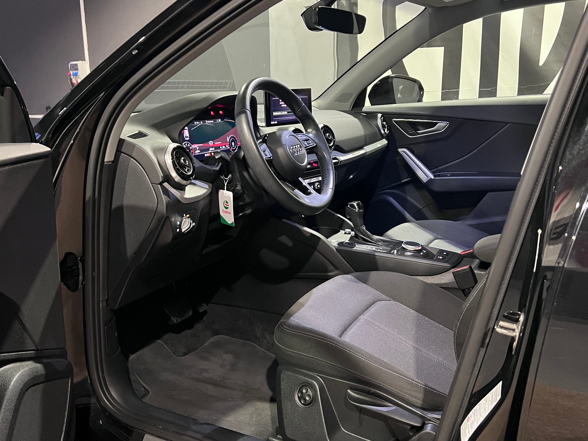 AUDI Q2 35 TFSI advanced S-tronic-image-10