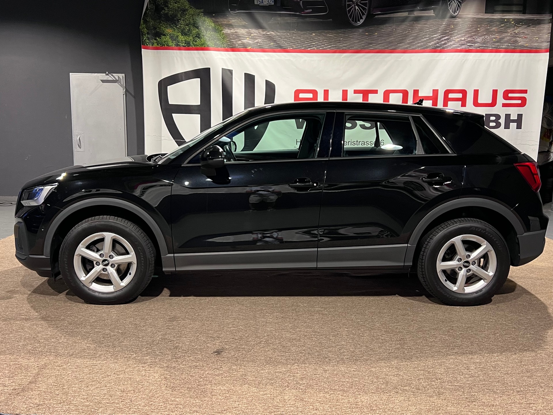 AUDI Q2 35 TFSI advanced S-tronic-image-6