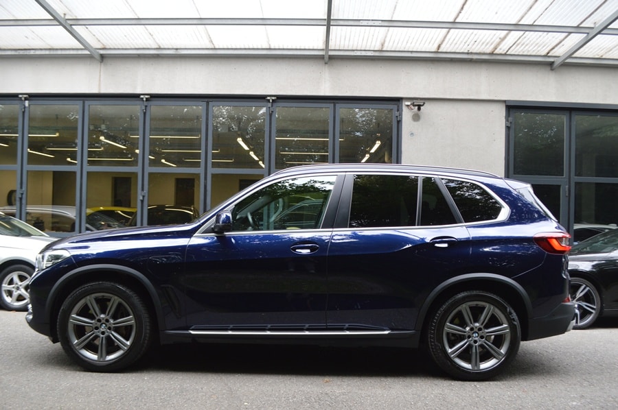 BMW X5 xDrive45e Steptronic INDIVIDUAL-image-3