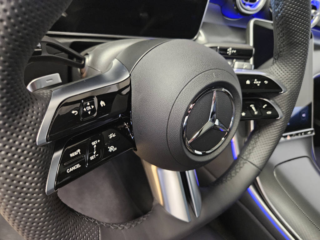 MERCEDES-BENZ C 220 d 4Matic Limousine AMG Line Swiss Star-image-6