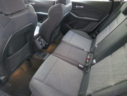 BMW 223d Act. Tou xDrive DKG-image-9