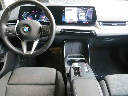 BMW 223d Act. Tou xDrive DKG-image-8
