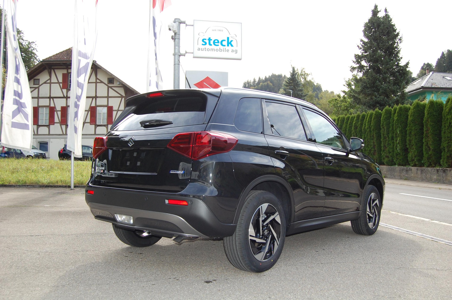 SUZUKI Vitara 1.4 T Compact Top Hybrid 4x4-showroom-element-3