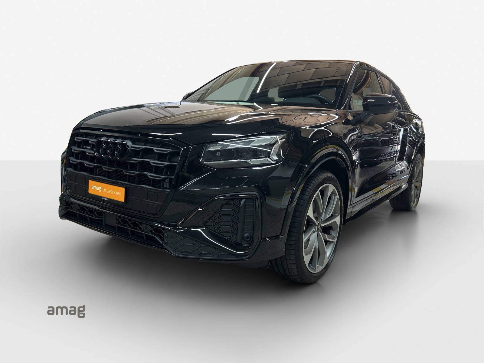 AUDI Q2 40 TFSI S line Attraction quattro S-tronic-image-0