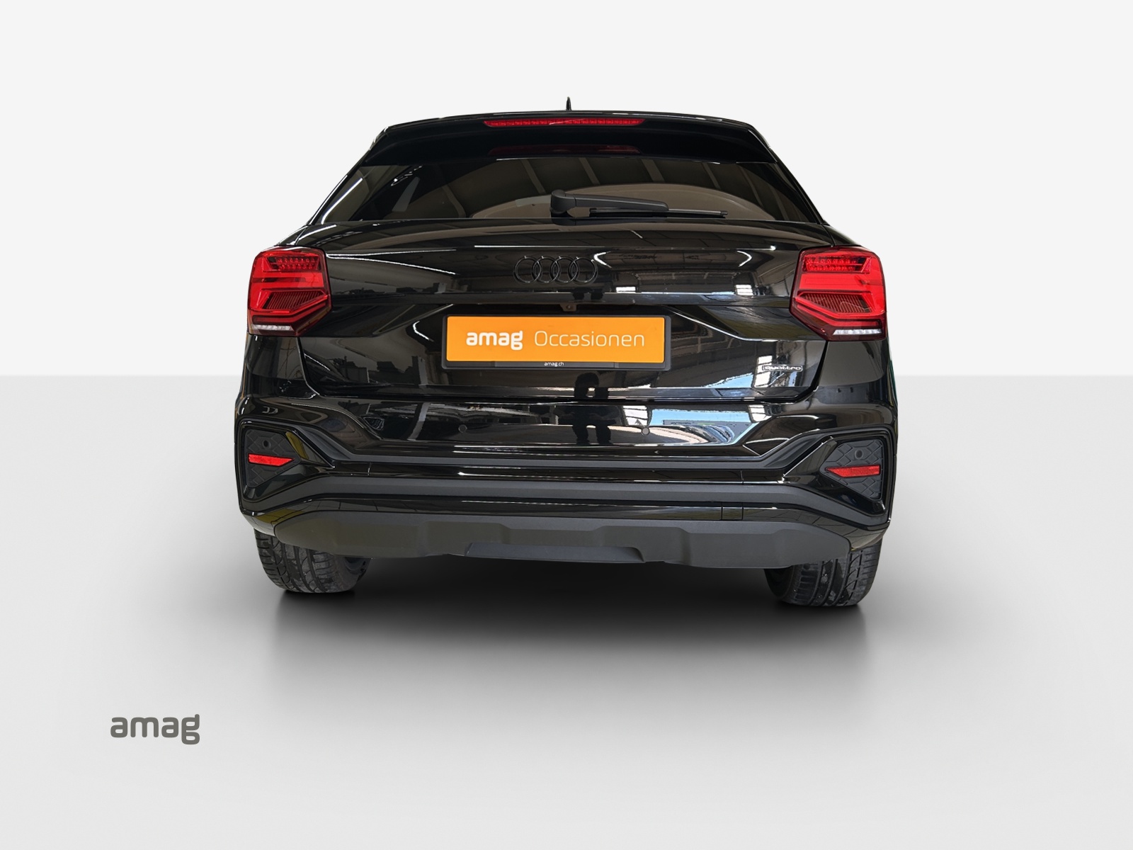 AUDI Q2 40 TFSI S line Attraction quattro S-tronic-image-3