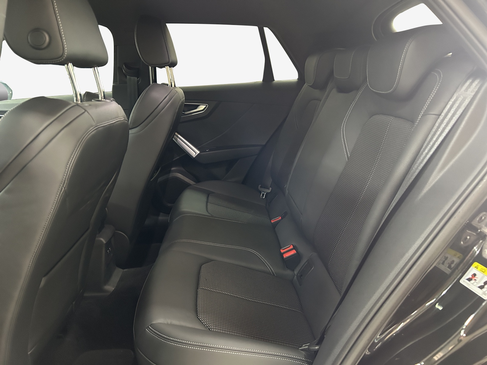 AUDI Q2 40 TFSI S line Attraction quattro S-tronic-image-11
