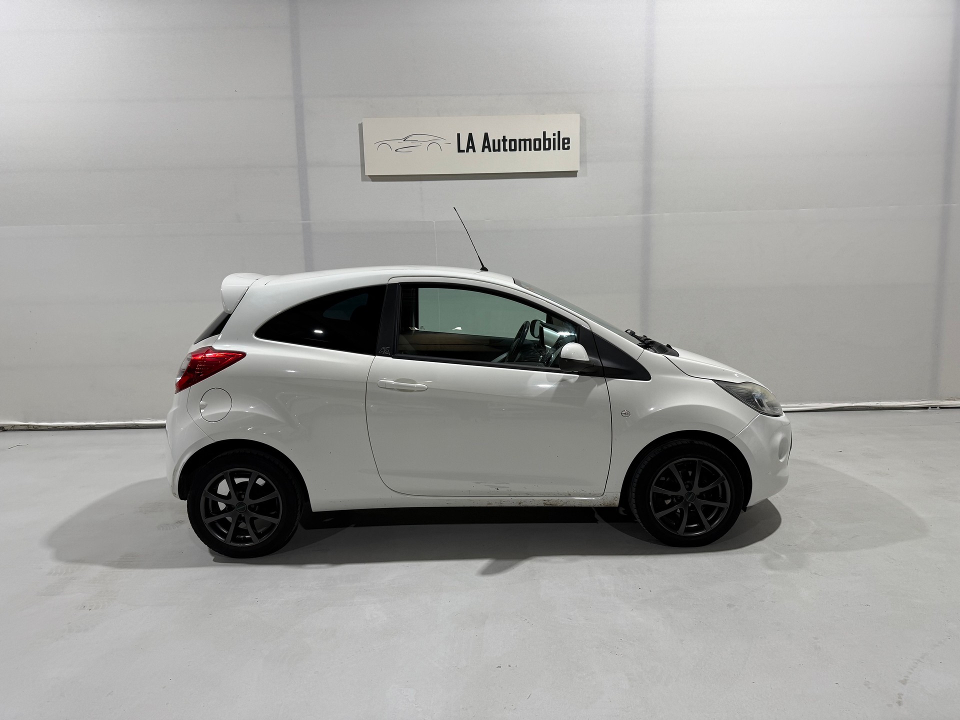 FORD KA 1.25 Titanium-image-6