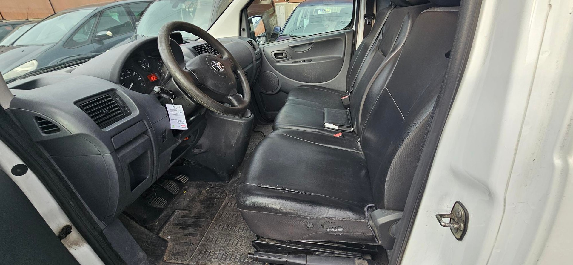 TOYOTA Proace 1.6D-image-13