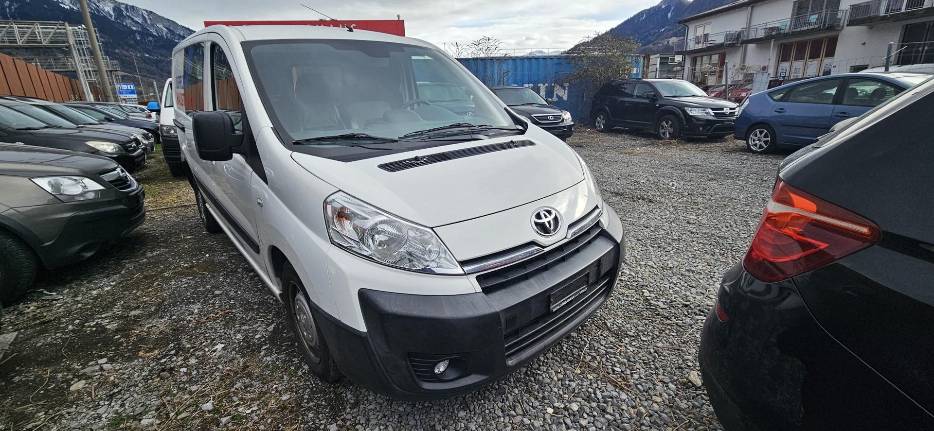 TOYOTA Proace 1.6D-image-1