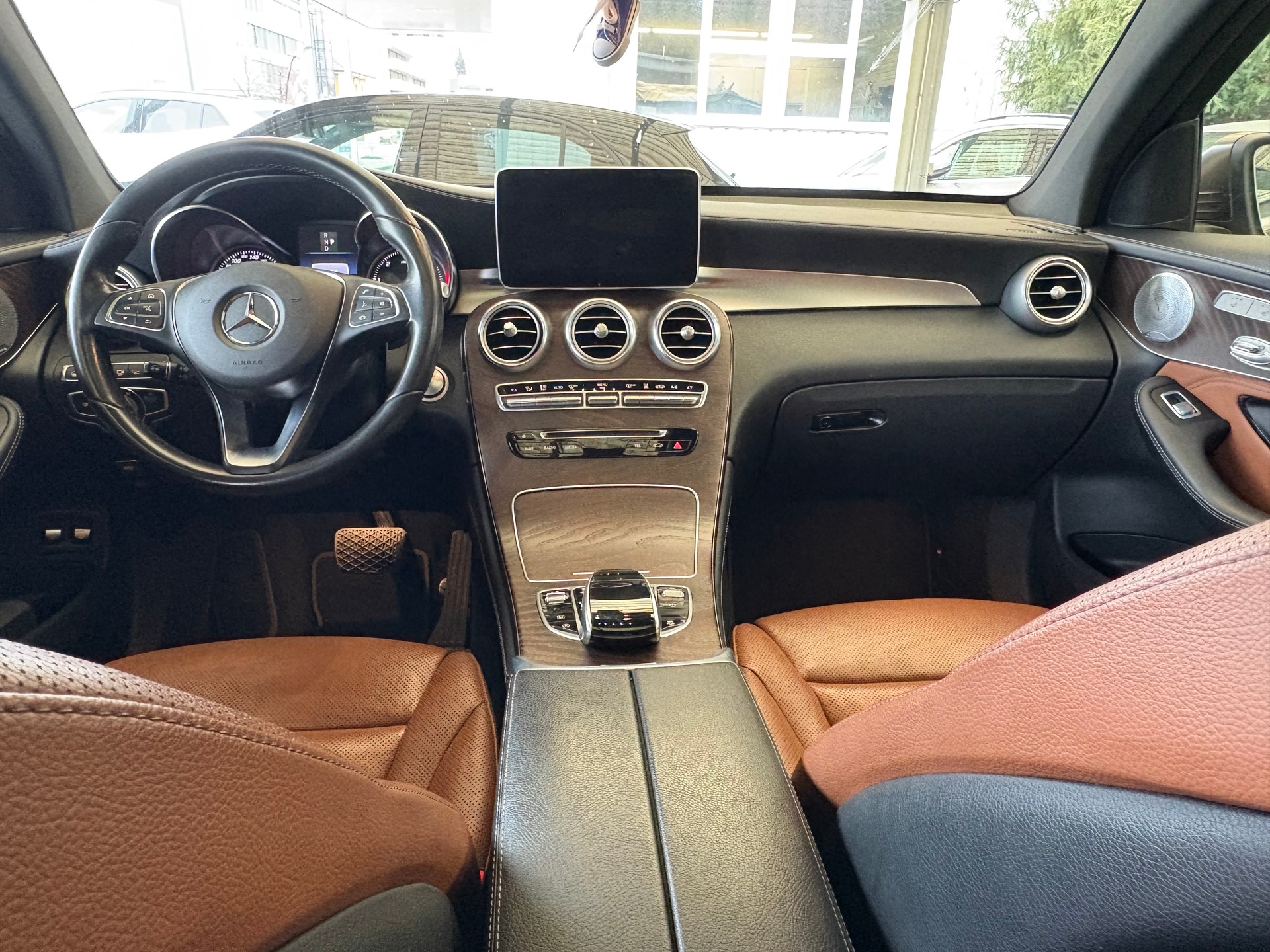 MERCEDES-BENZ GLC Coupé 350 d AMG Line 4Matic 9G-Tronic-image-12