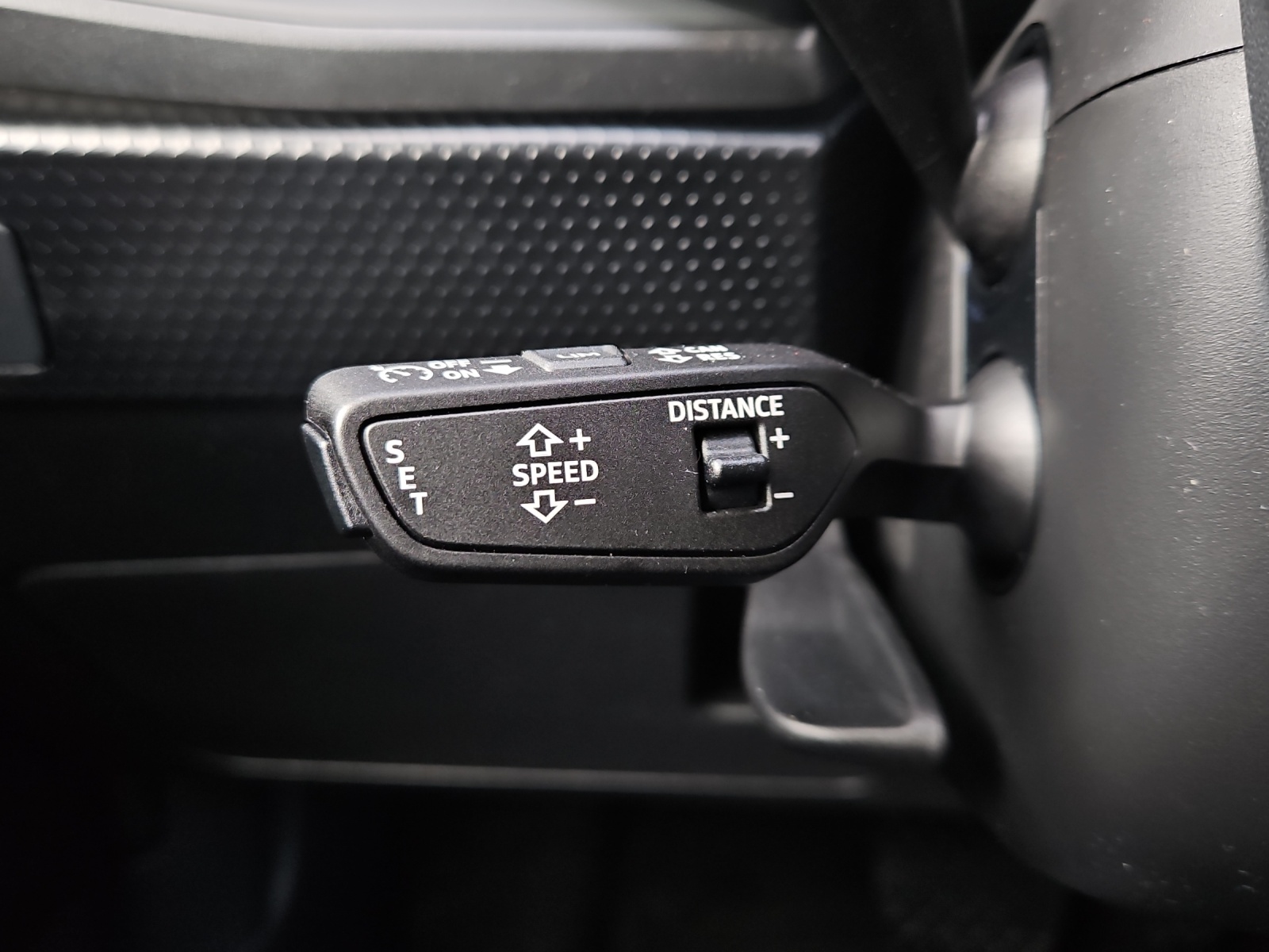 AUDI A1 Sportback 30 TFSI Attraction S-tronic-image-14