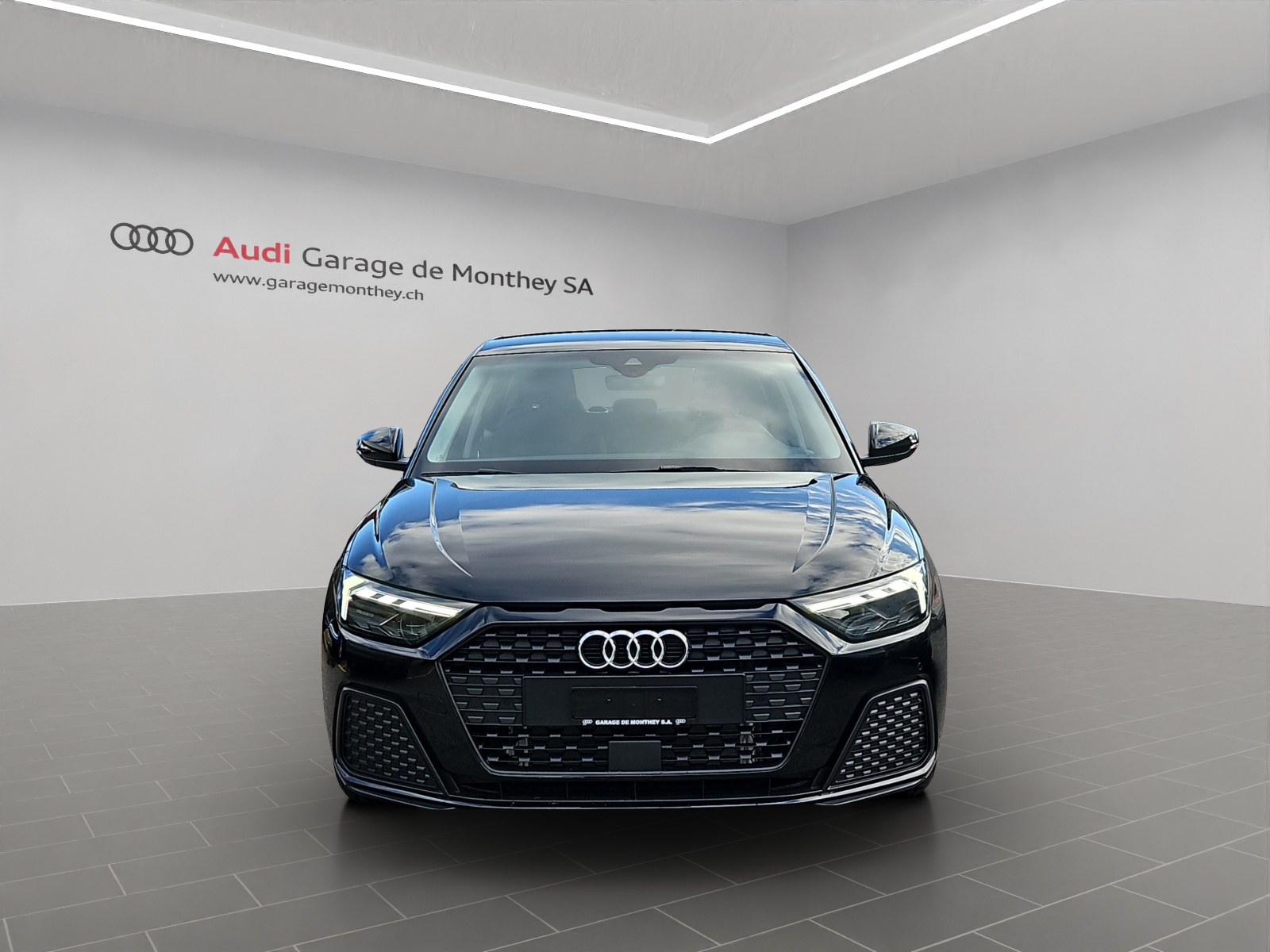 AUDI A1 Sportback 30 TFSI Attraction S-tronic-image-1